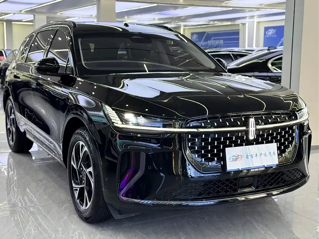 Nautilus 2.0 T 4 WD Comfort Supreme