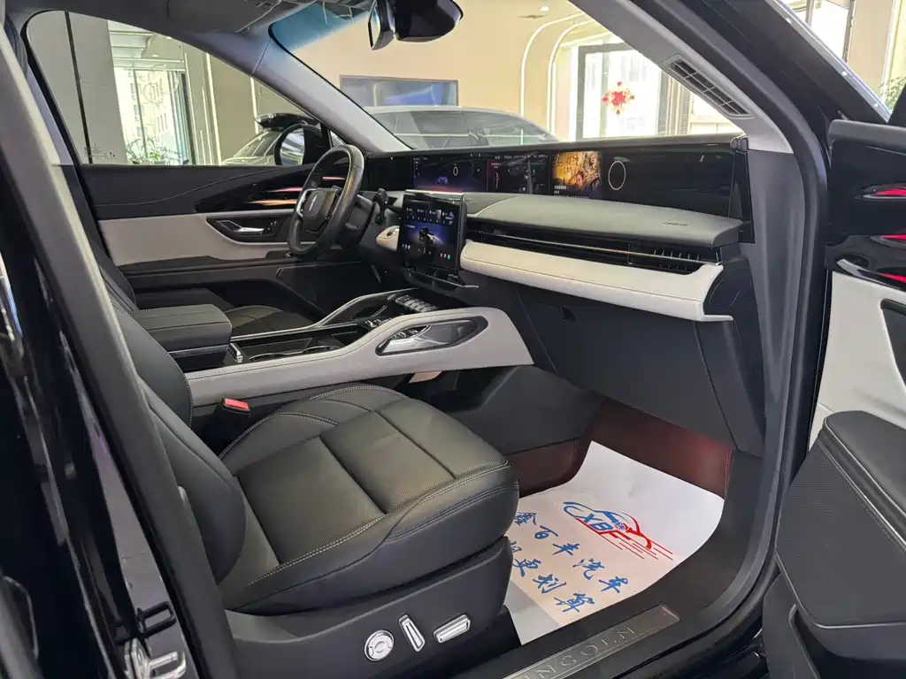 Nautilus 2.0 T 4 WD Comfort Supreme