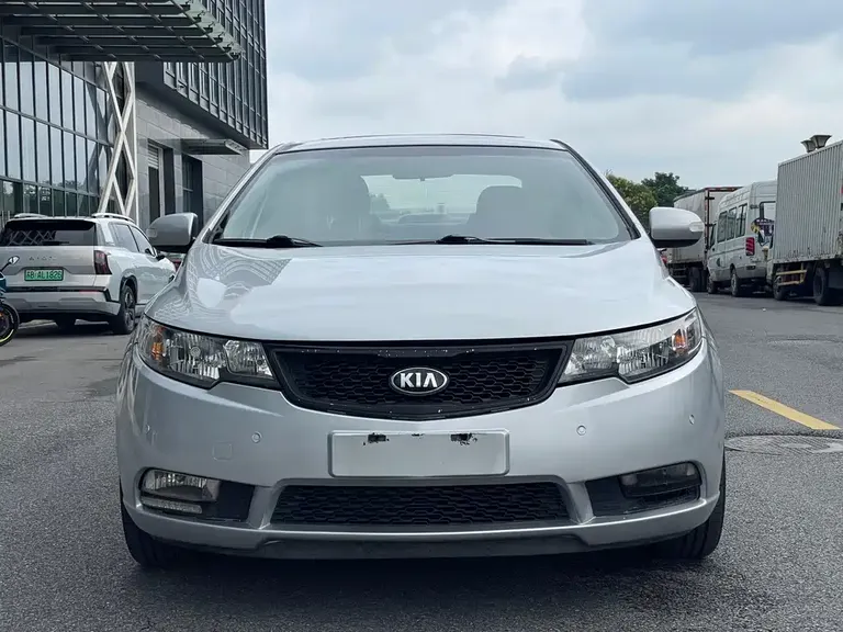 Kia Forte 福瑞迪 2012款 1.6 L AT Premium 纪念版