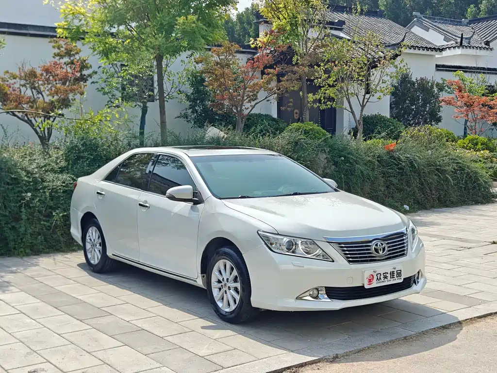 Camry 2.5 G Luxury