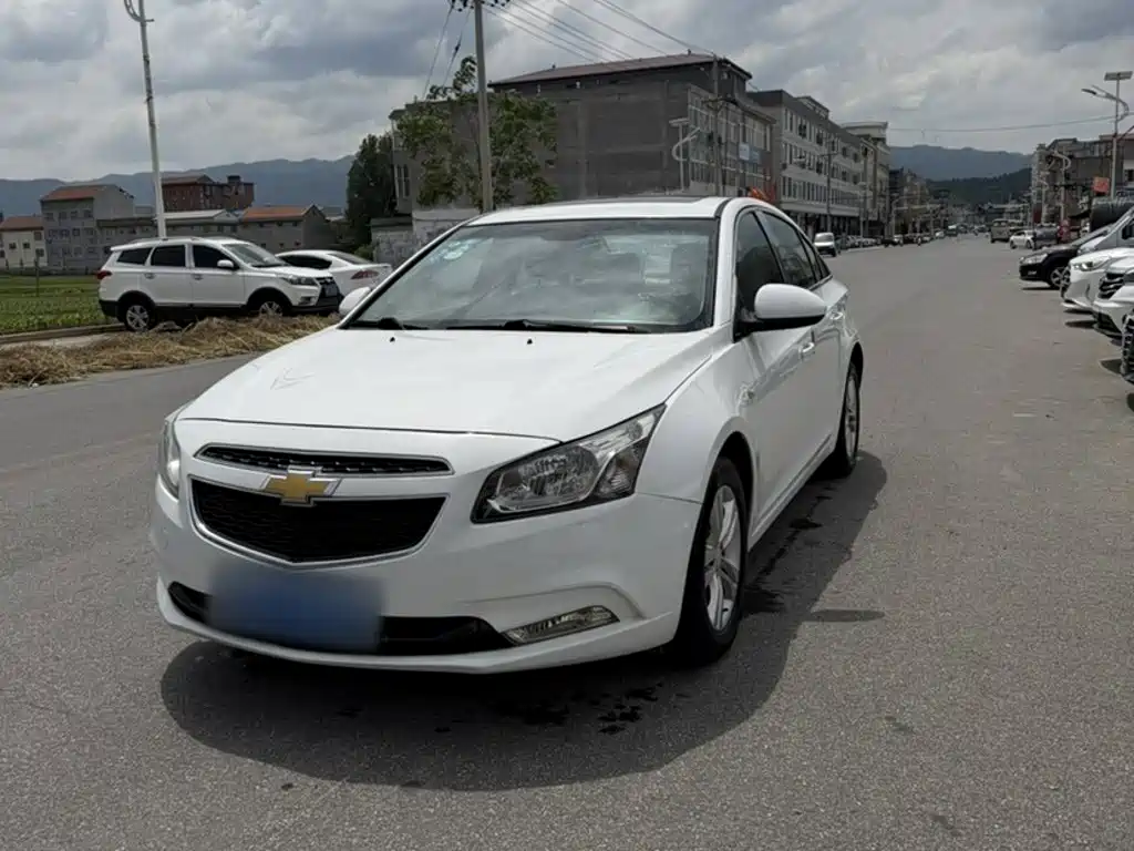 Cruze 1.5 L Classic SE MT