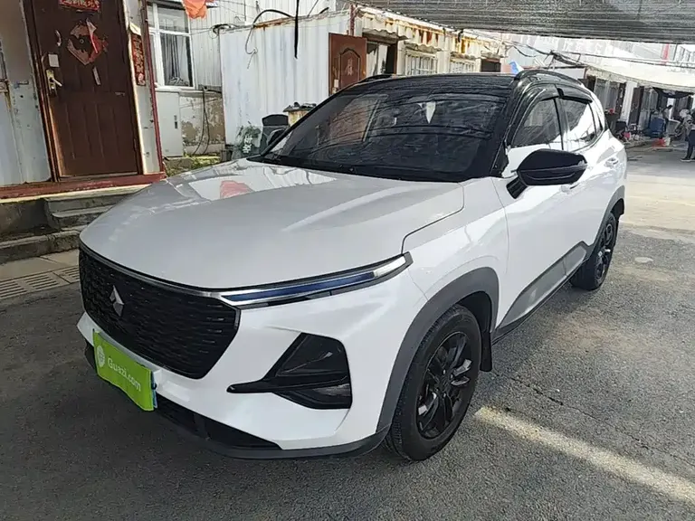 Baojun RS-3 宝骏RS-3 2020款 1.5 L 手动24小时在线豪华型
