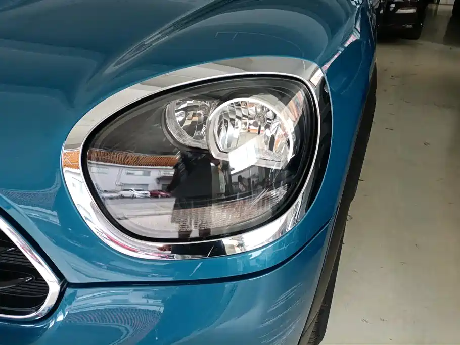 MINI COUNTRYMAN 1.5 T COOPER ALL4 Classic