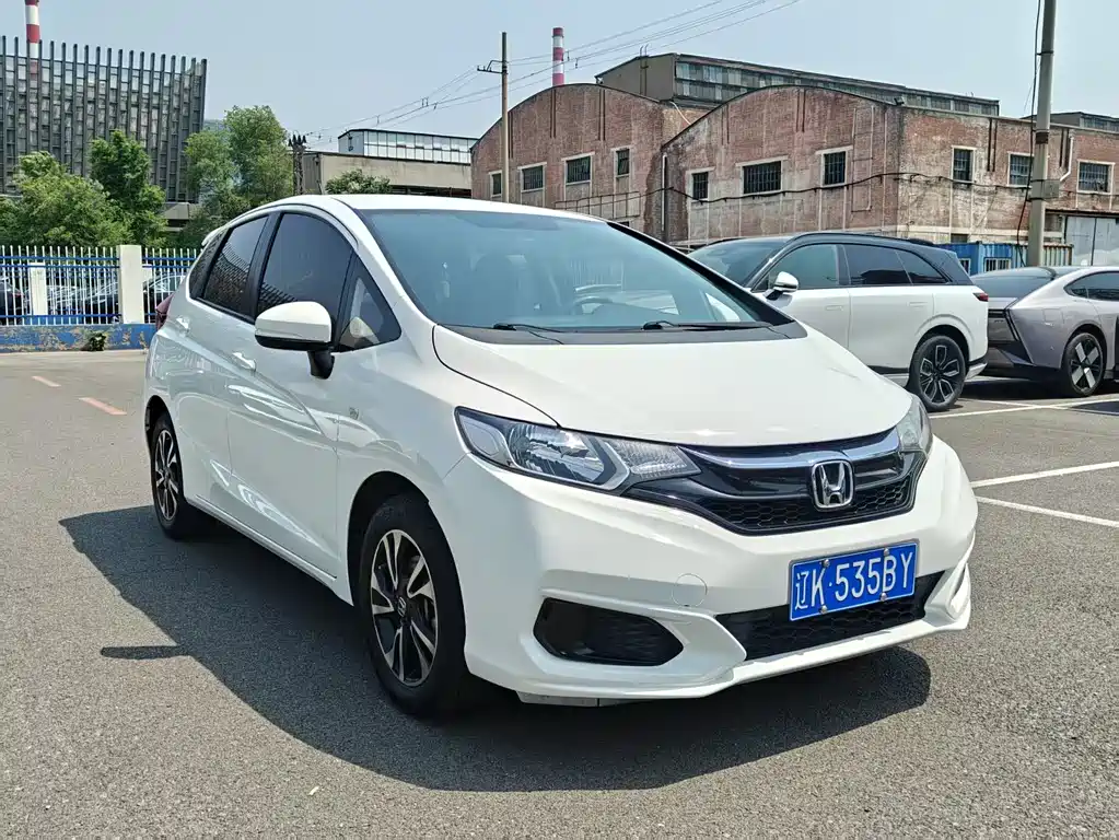 Fit 1.5 L CVT Comfort