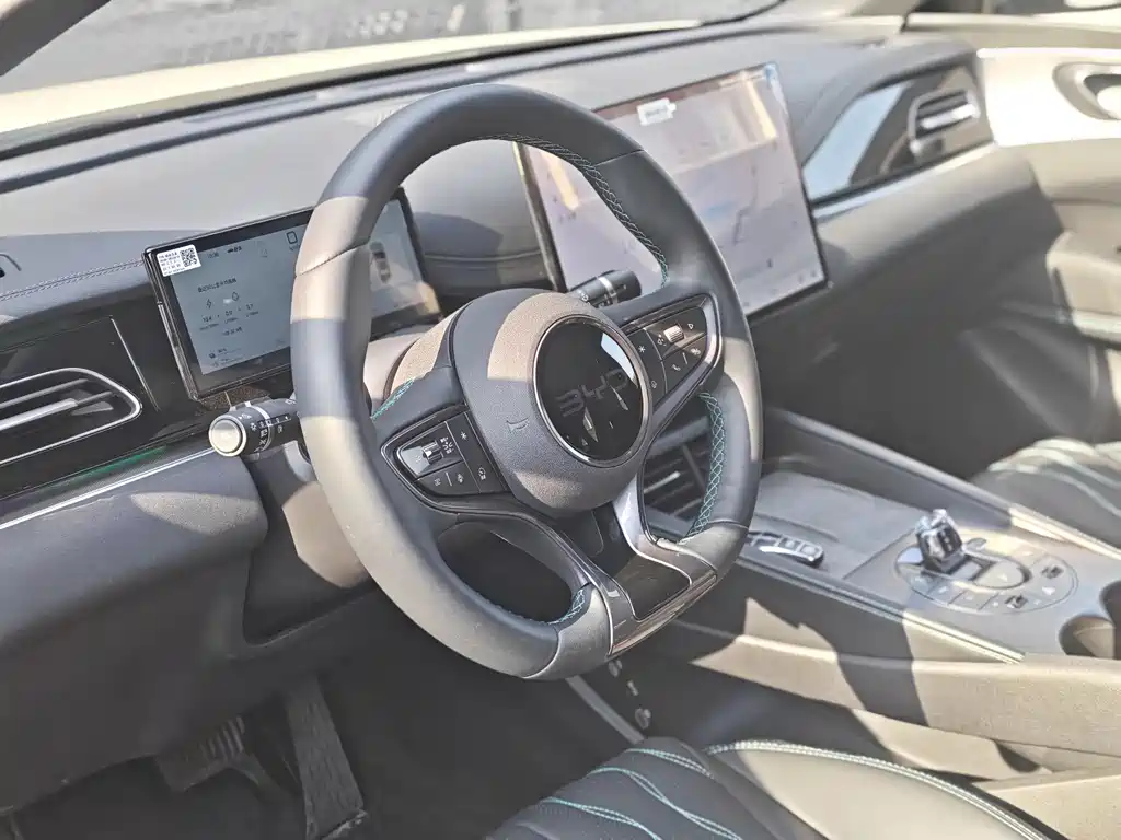 Seal 06 DM-i Smart Drive 120 KM Flagship