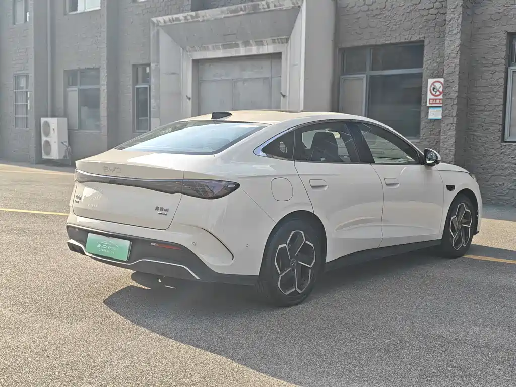 Seal 06 DM-i Smart Drive 120 KM Flagship