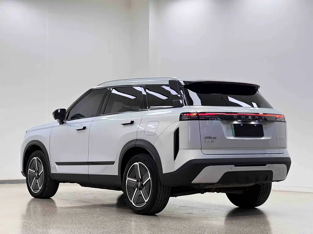 Explore 06 C-DM Luxury