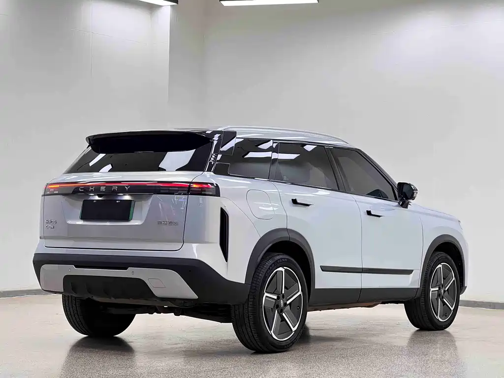 Explore 06 C-DM Luxury