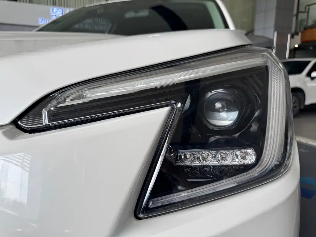 Forester 2.0 i AWD Flagship EyeSight