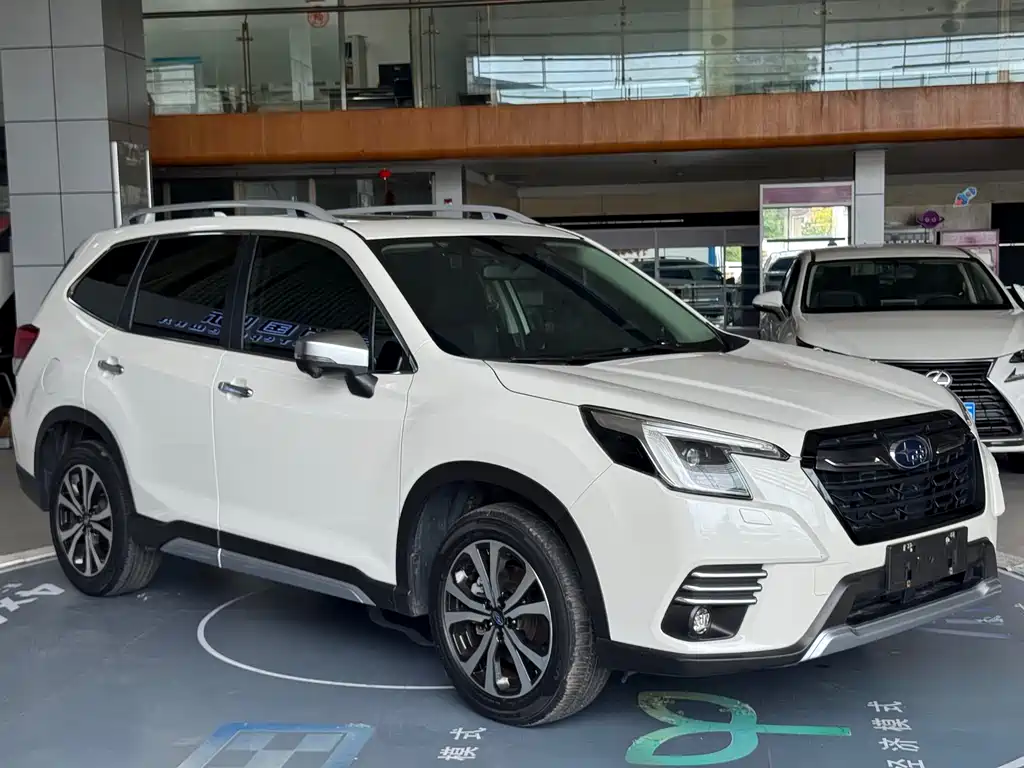 Forester 2.0 i AWD Flagship EyeSight
