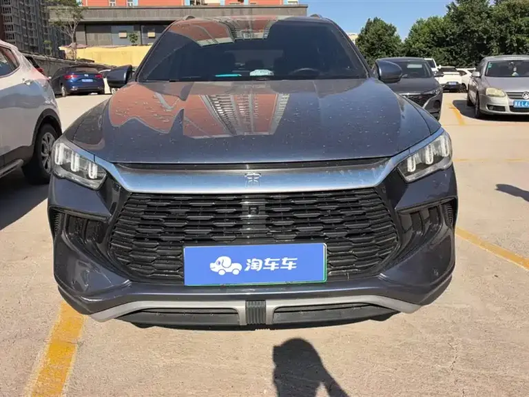 BYD Song Pro NEV Champion DM-i 110 KM Transcend
