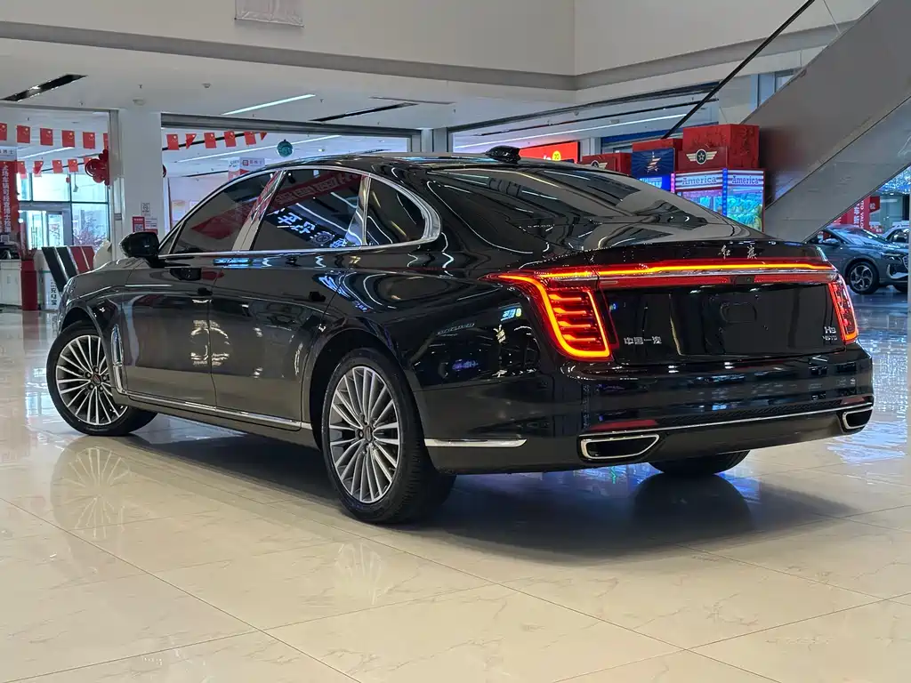 Hongqi H9 2.0 T Connected Flagship Enjoyment