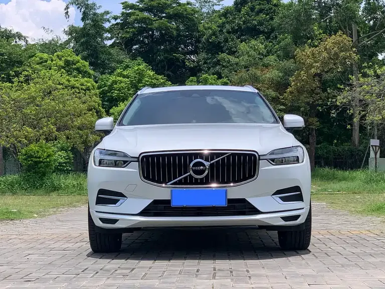Volvo XC60 T5 4 WD Smart Vision Luxury