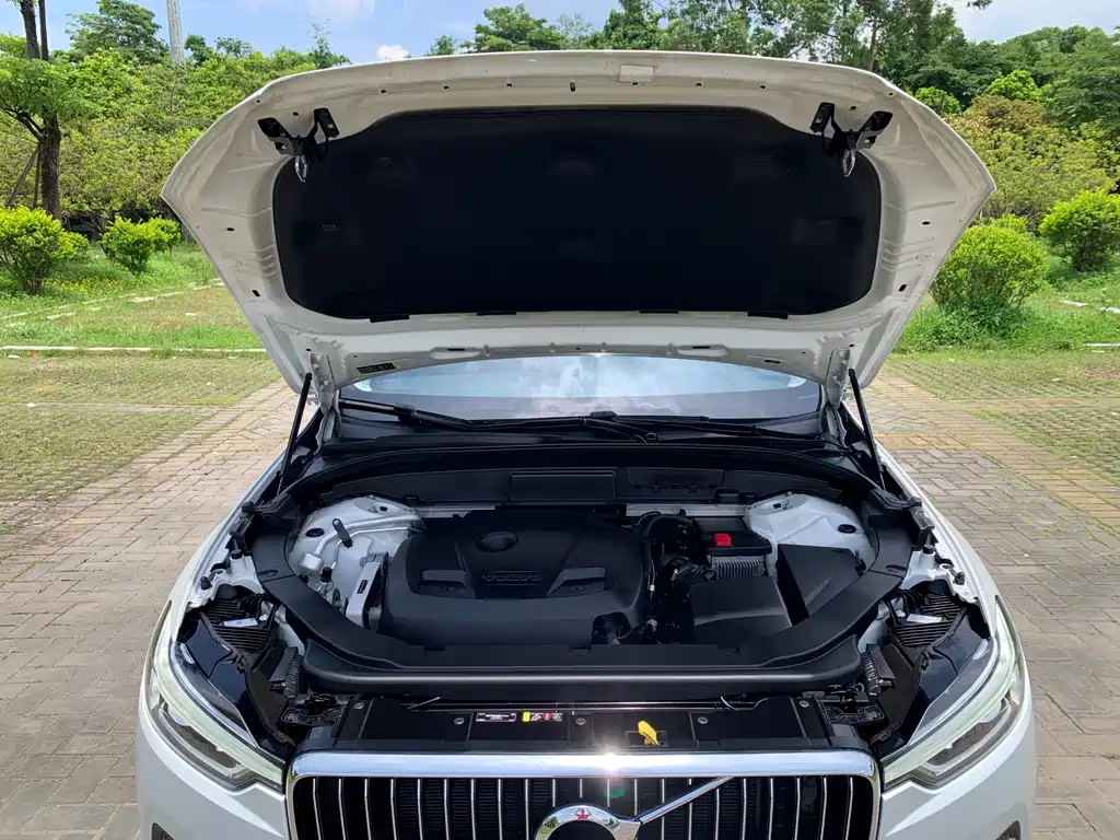 Volvo XC60 T5 4 WD Smart Vision Luxury