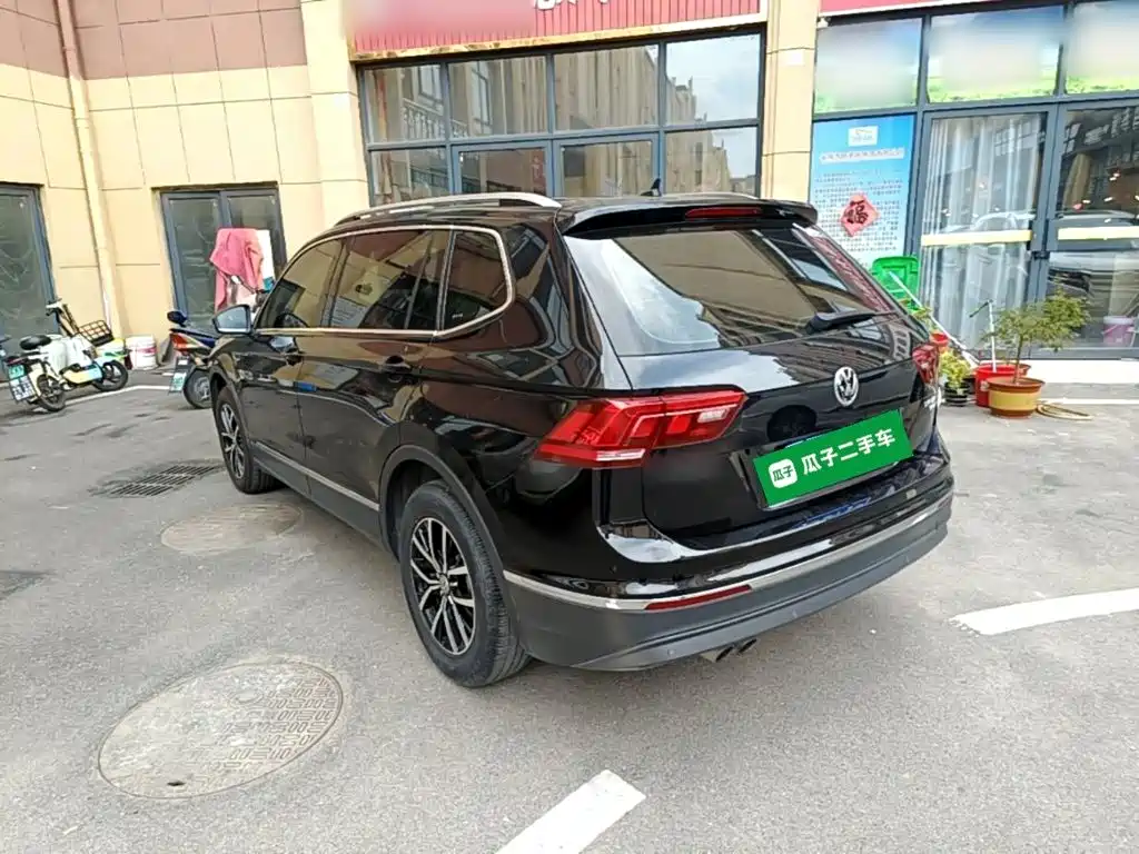 Tiguan L 330 TSI Auto 2 WD Luxury