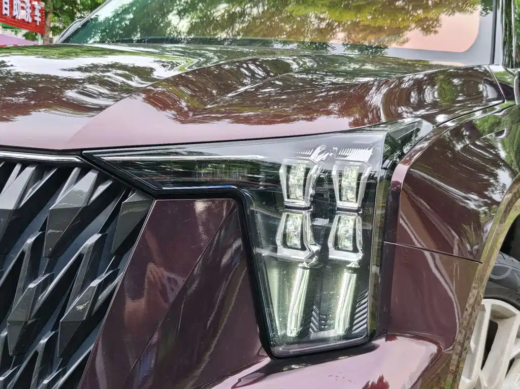 Trumpchi ES9 PHEV 143 km Max