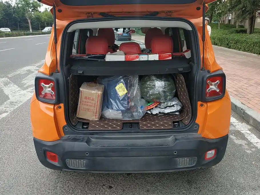 Renegade Connected Large Screen 180 T Auto High Energy