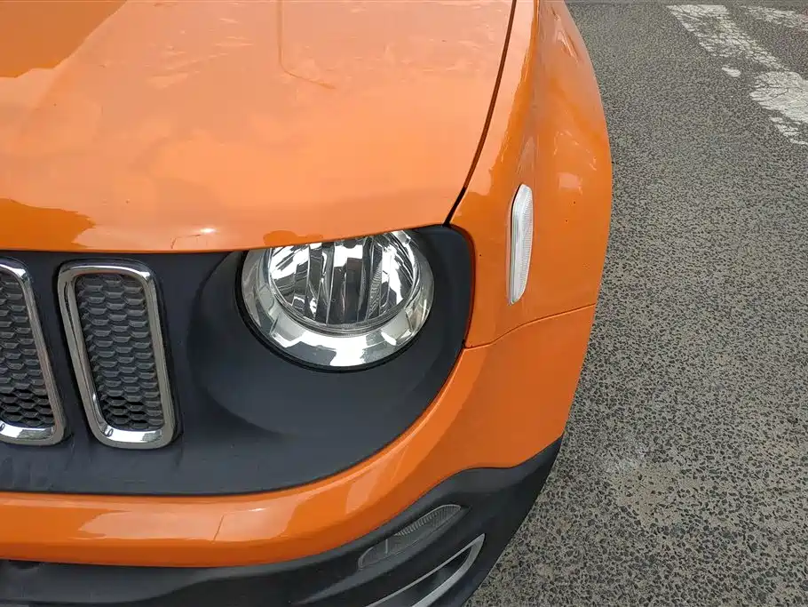 Renegade Connected Large Screen 180 T Auto High Energy