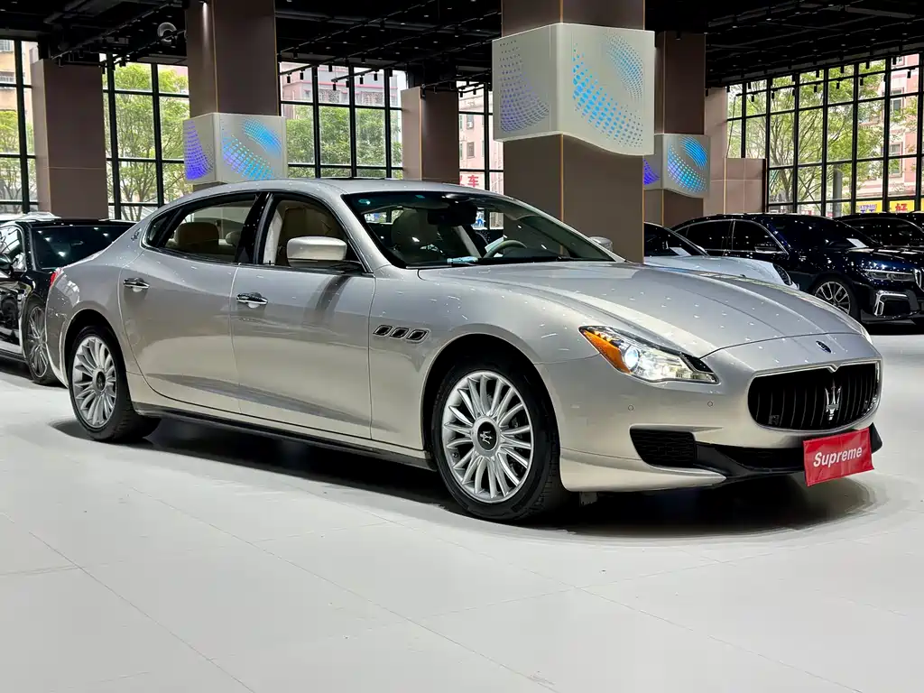 Quattroporte 3.0 T Standard