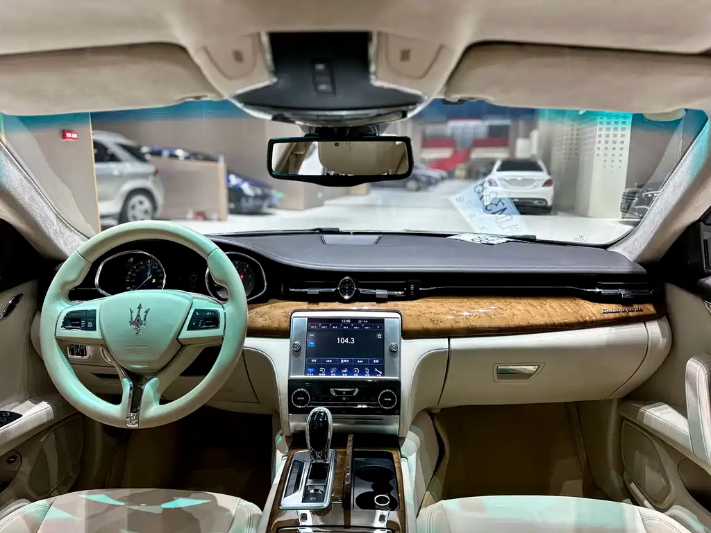 Quattroporte 3.0 T Standard