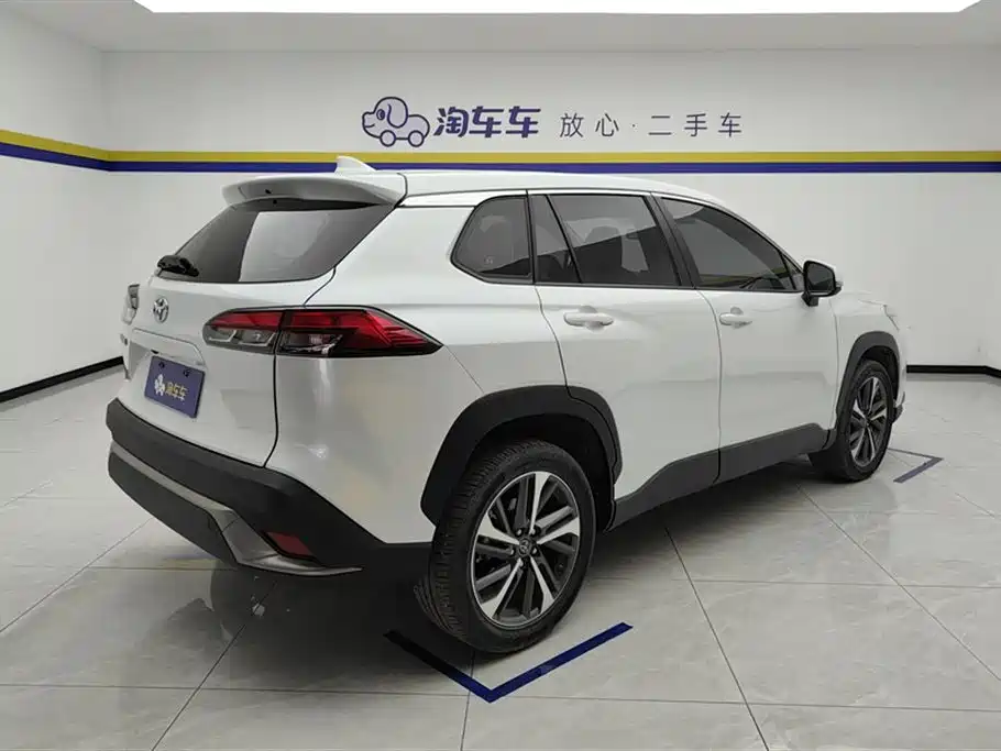 Frontlander 2.0 L CVT Luxury PLUS