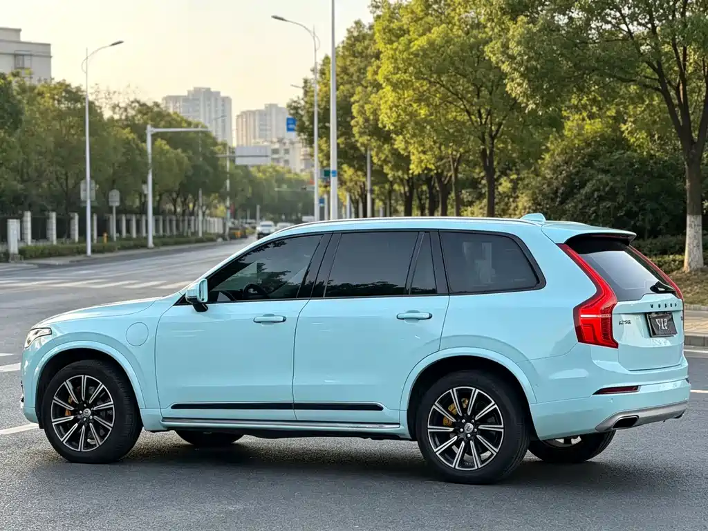 Volvo XC90 PHEV E Drive Hybrid T8 Smart Supreme 7-seat