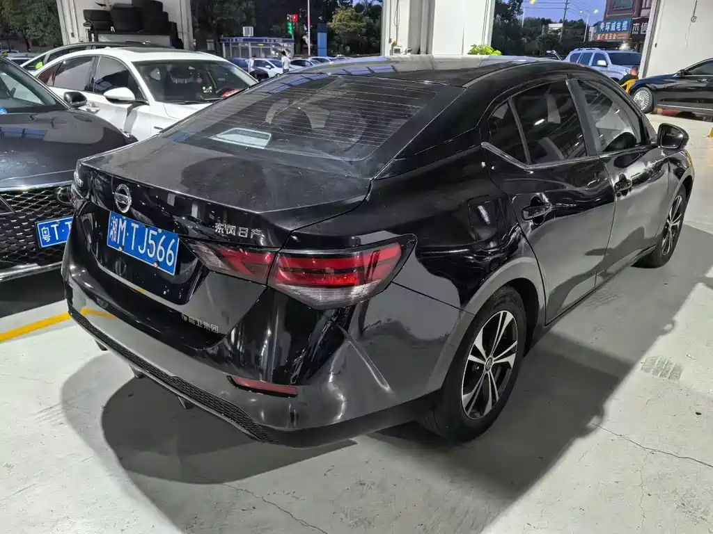 Sylphy 1.6 L XL CVT Joy