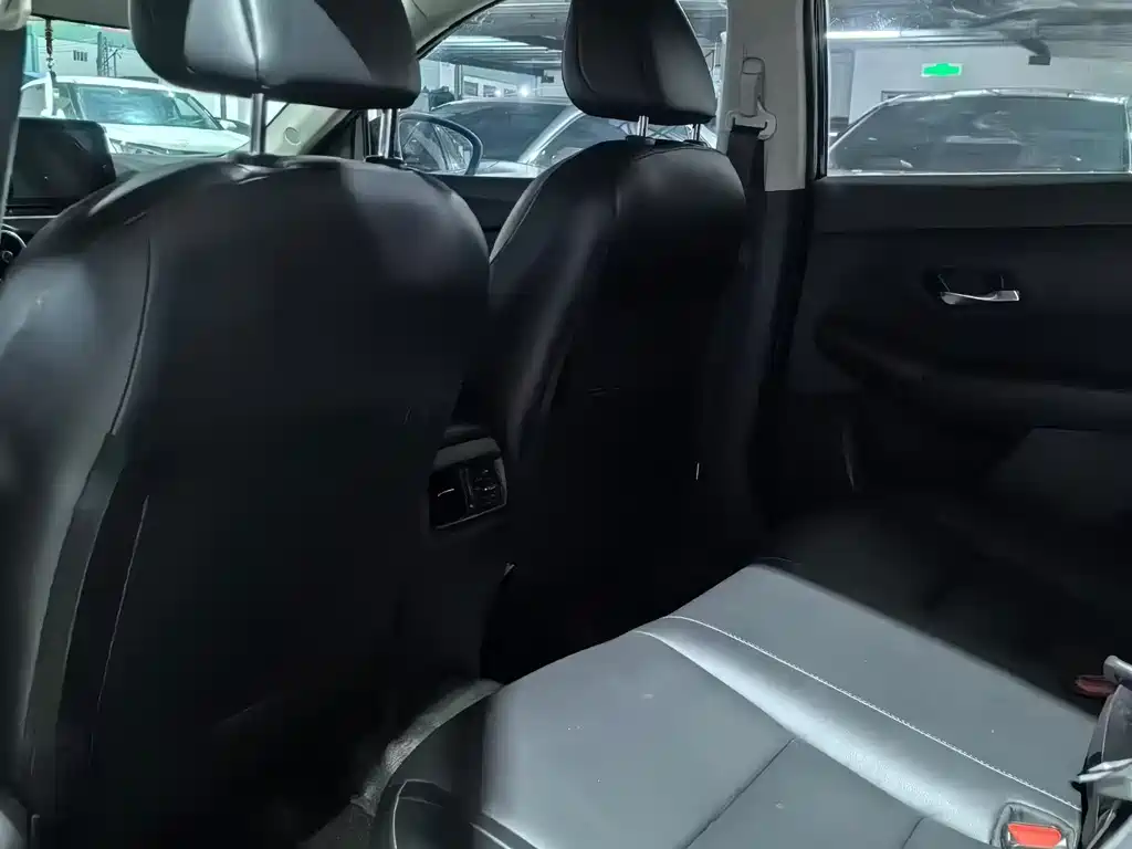 Sylphy 1.6 L XL CVT Joy