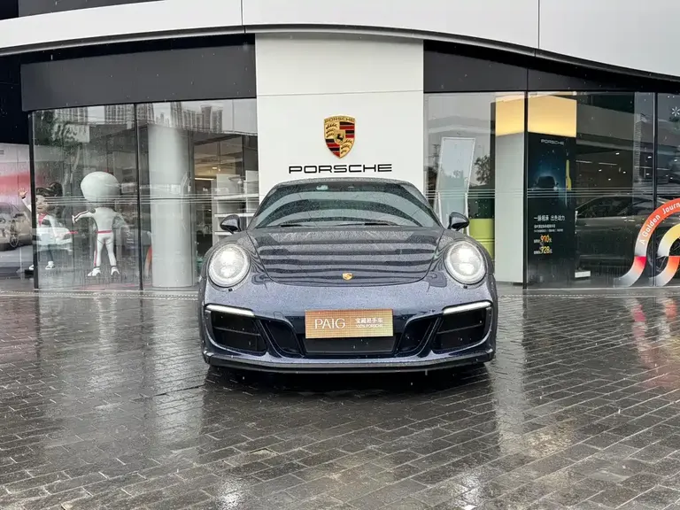 Porsche 911 Carrera GTS 3.0 T
