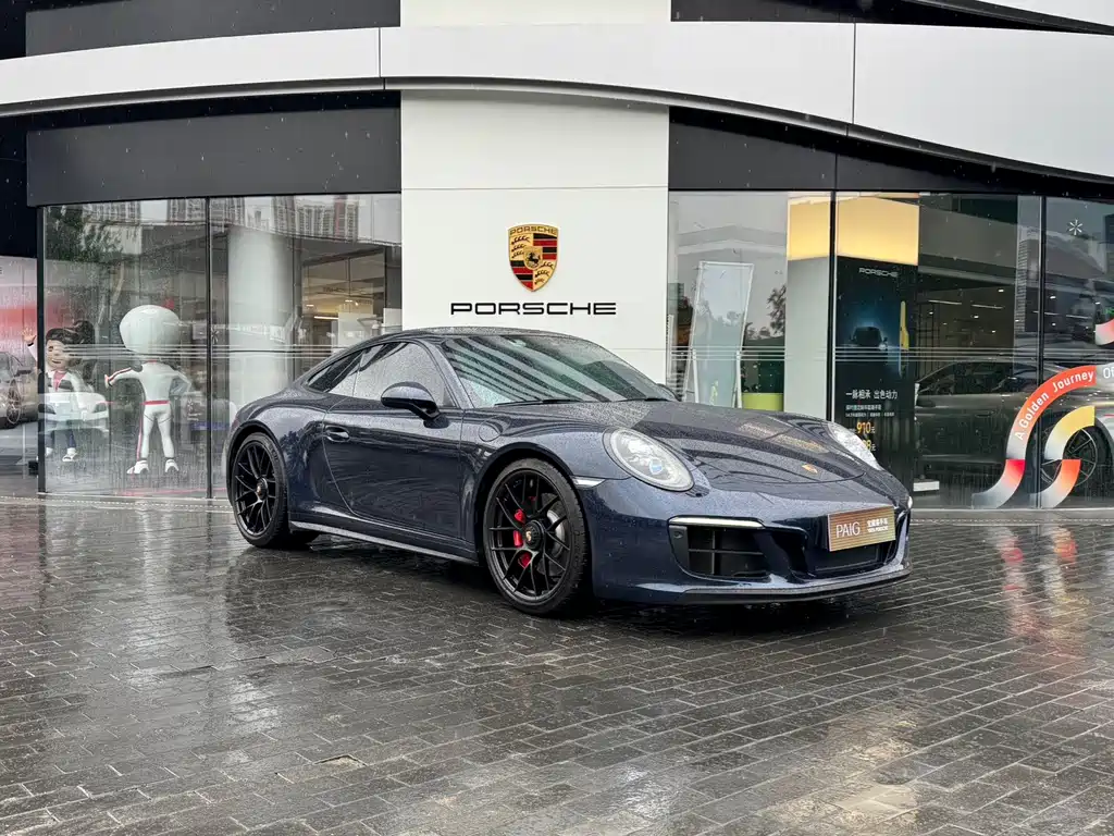 Porsche 911 Carrera GTS 3.0 T