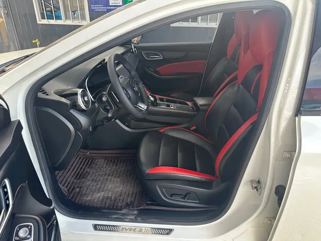 MG6 1.5 T Auto Trophy Smart Drive Flagship