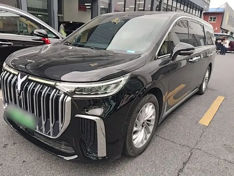 Voyah Dreamer PHEV Ultra Long Range Distinguished