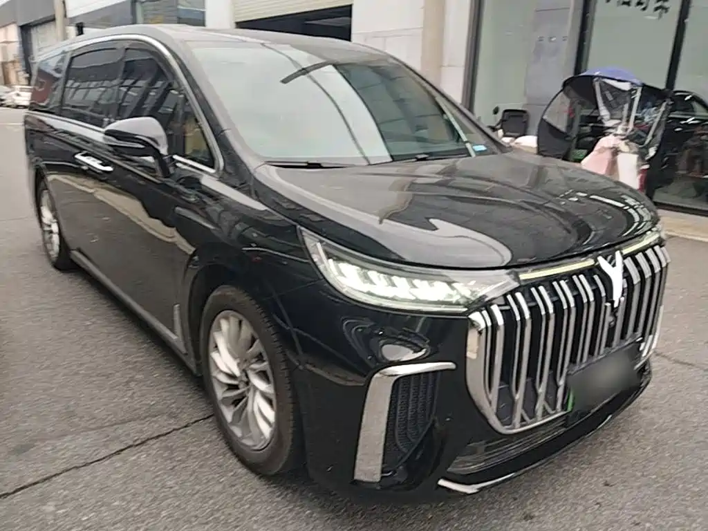Voyah Dreamer PHEV Ultra Long Range Distinguished