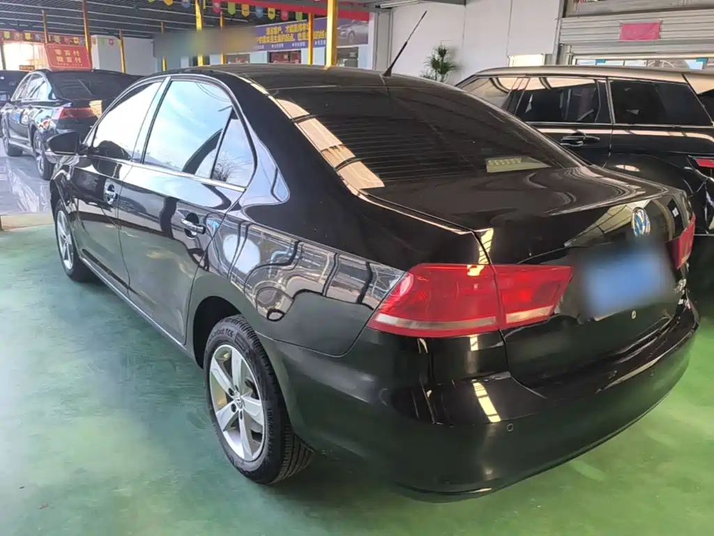 Santana 1.6 L Auto Comfort