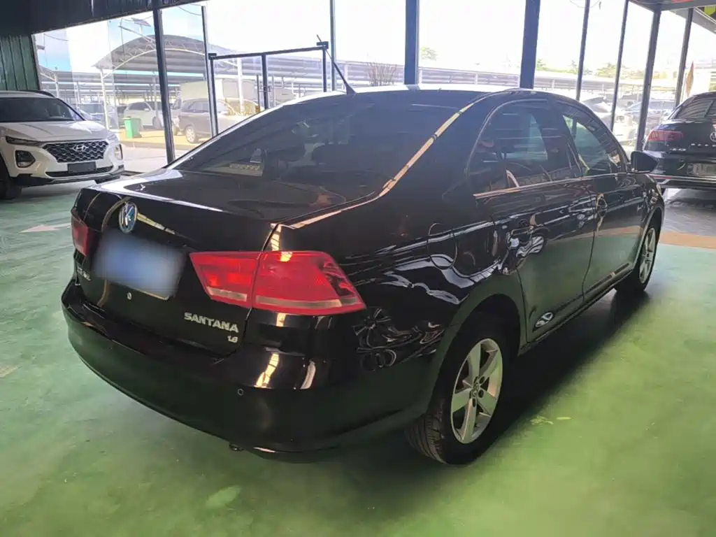 Santana 1.6 L Auto Comfort