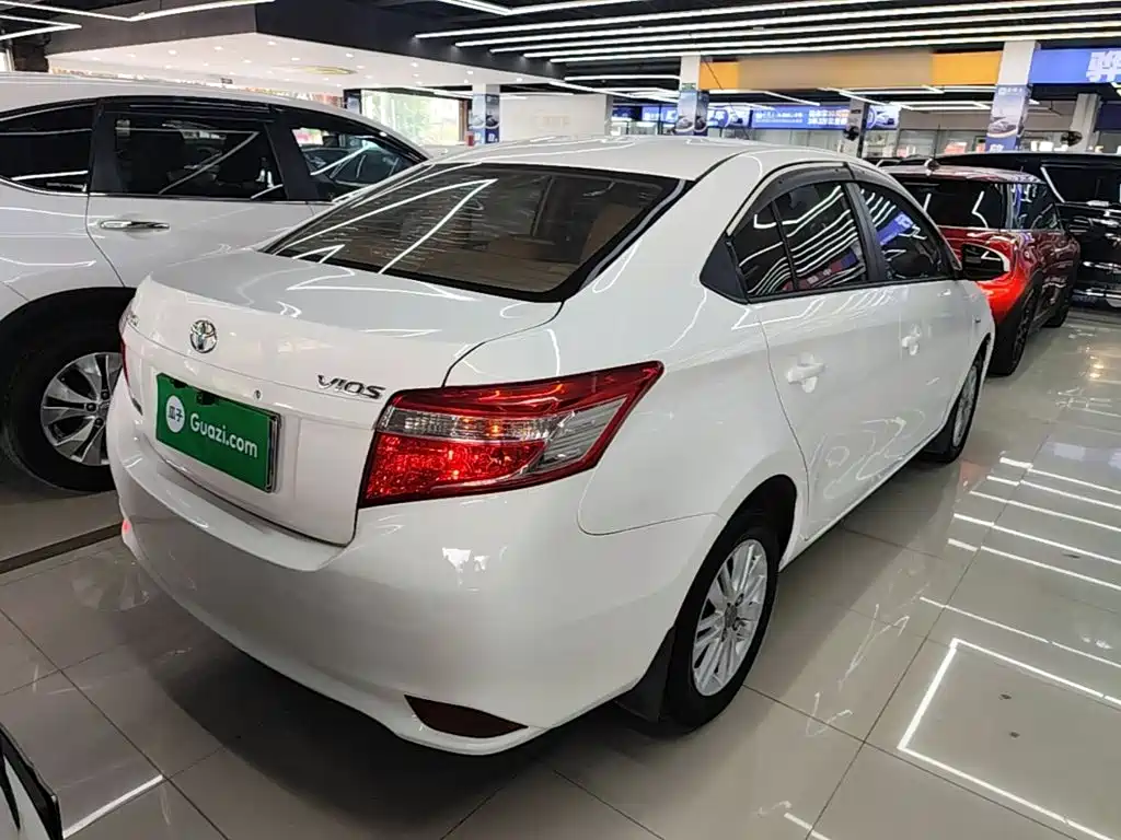 Vios 1.5 L Auto Smart Premium