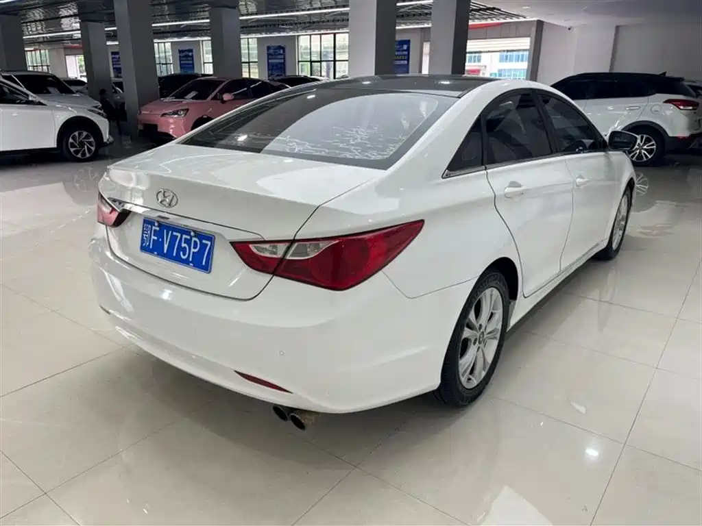 Sonata 索纳塔 2011款 2.0 L 自动时尚版