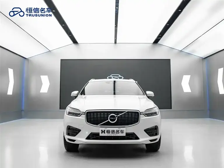 Volvo XC60 T5 4 WD Smart Vision Sport CN-V