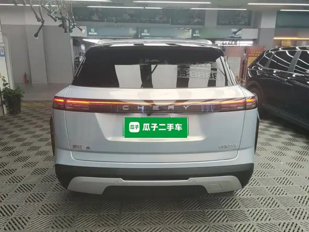 Explore 06 C-DM Luxury