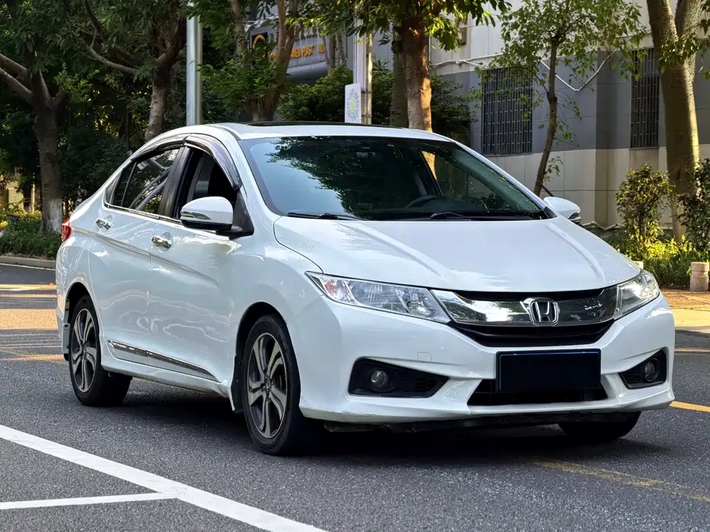 City 锋范 2015款 1.5 L CVT旗舰版