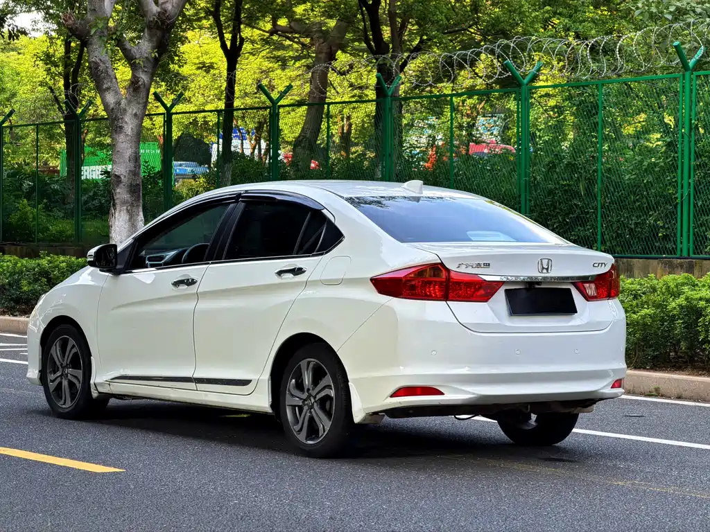 City 锋范 2015款 1.5 L CVT旗舰版