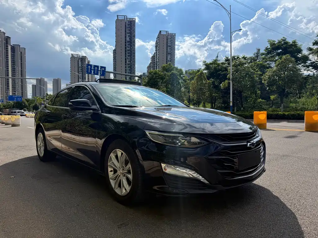 Malibu XL 535 T Auto Sharp Travel
