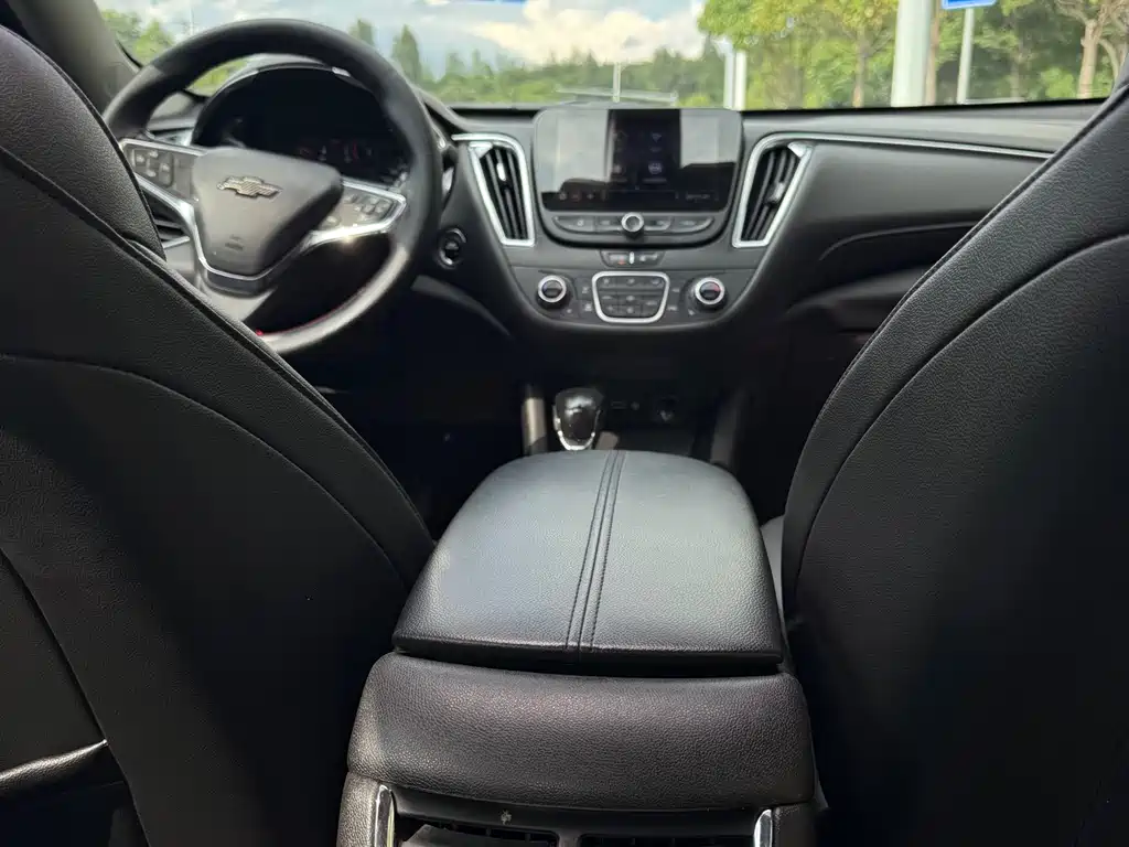 Malibu XL 535 T Auto Sharp Travel