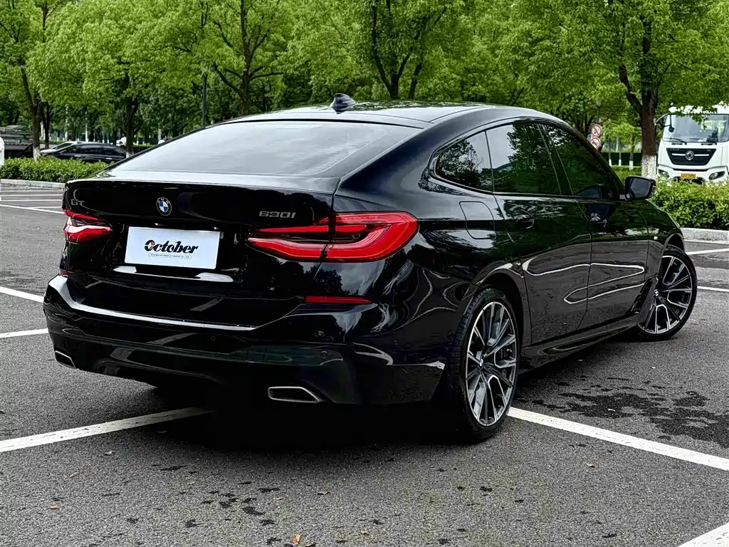 BMW 6 Series GT 630 i M Sport Premium Enjoyment Package