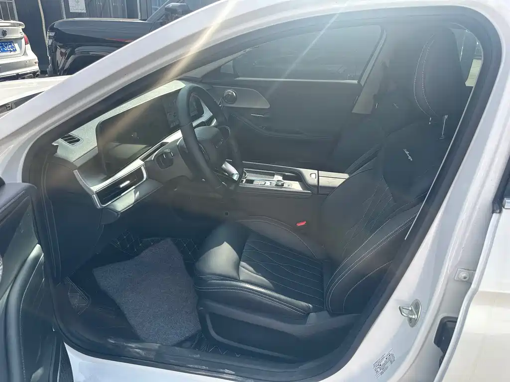 Arrizo 8 1.6 T DCT Smart
