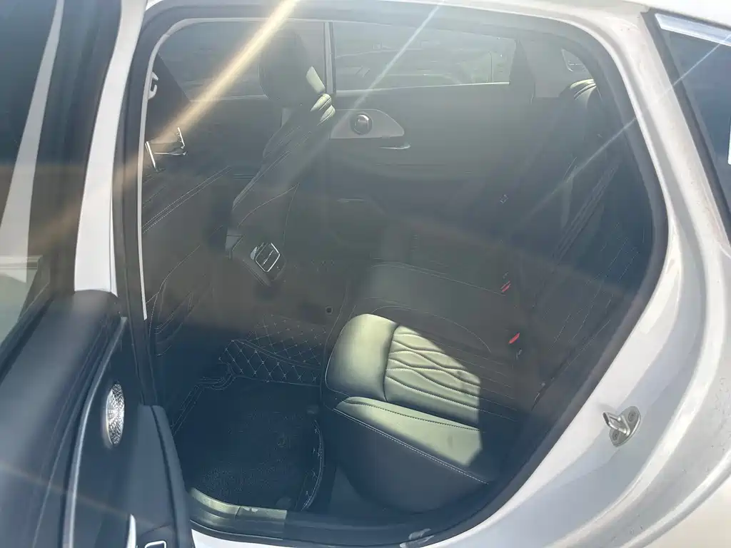 Arrizo 8 1.6 T DCT Smart
