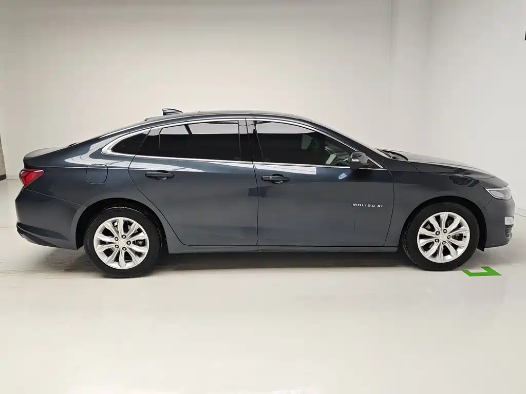 Malibu XL 535 T CVT Sharp Dynamic