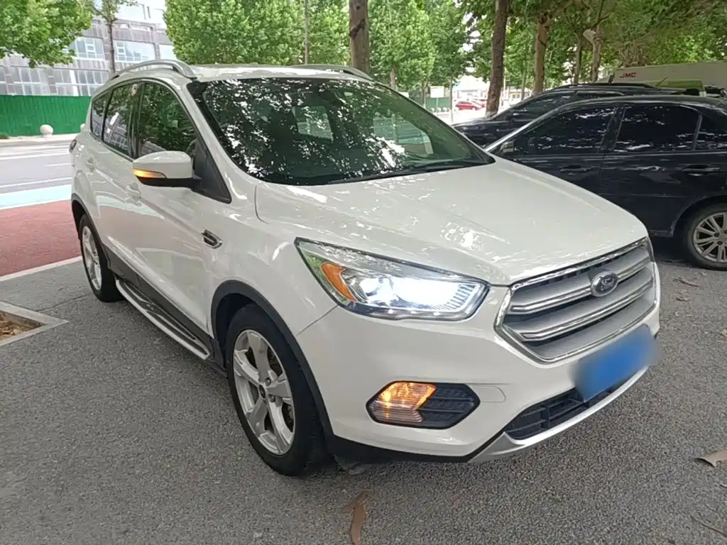 Kuga EcoBoost 180 2 WD
