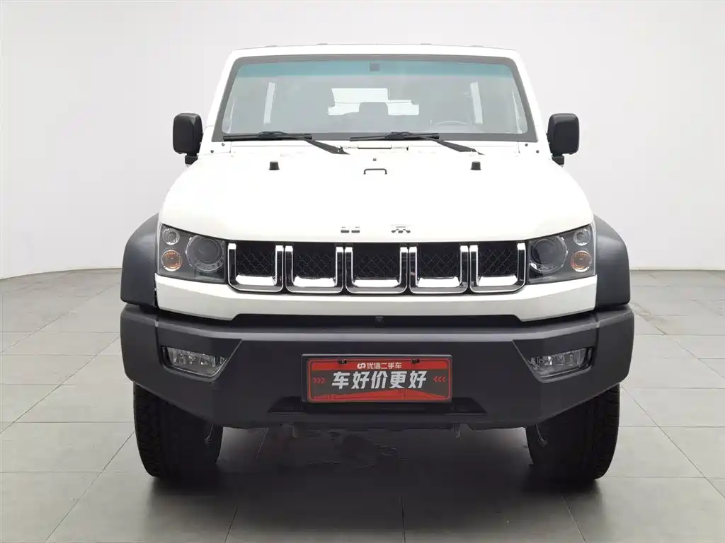 BAIC BJ40 40 L 2.3 T Auto 2 WD Distinguished