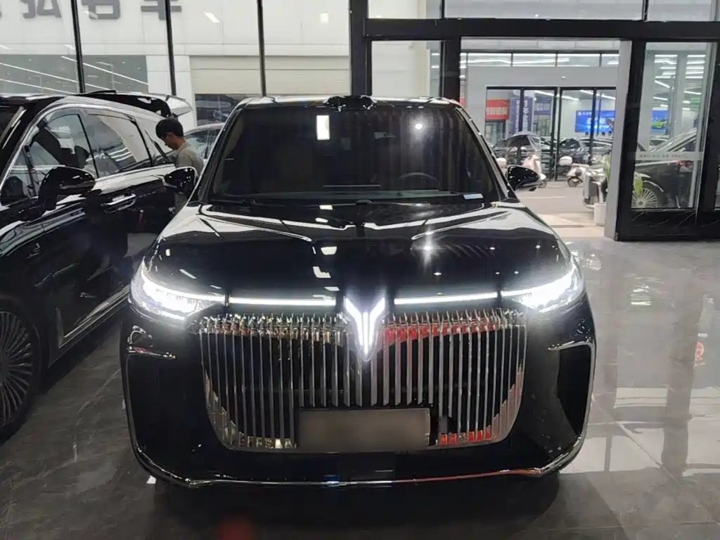 Voyah Dreamer PHEV Qiankun Ultra